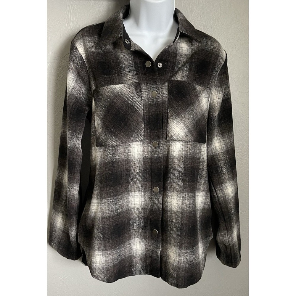 Downeast Shacket Jacket Black Plaid Flannel Womens Size Medium Long Sleeve
